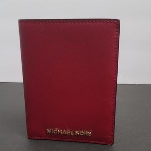 Michael Kors Passport 8 Credit Card Holder Wallet